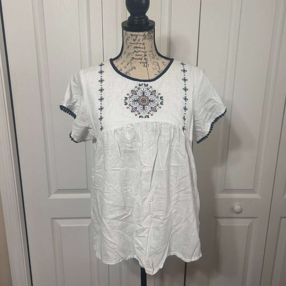 LuLaRoe Paisley embroidered top, white with navy embroidery at chest size large